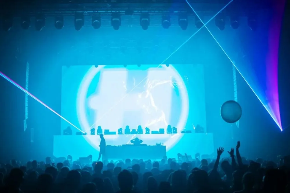 Subquake x High Tea – 013 Poppodium