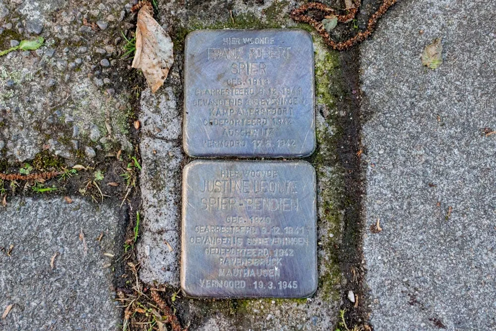 Struikelstenen – Tilburg Burgemeester van Meursstraat – Familie Spier