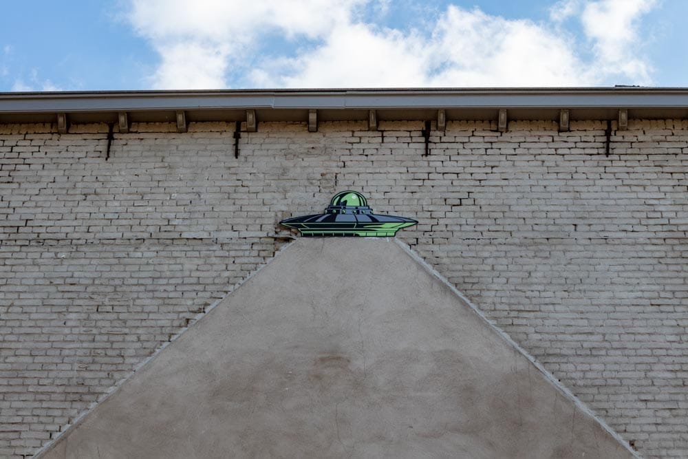 Streetart UFO van Streetart Frankey