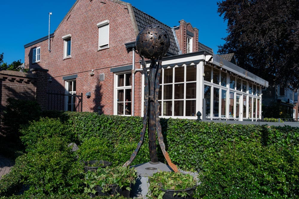 Kunstwerk Een bol – Udenhout Kreitenmolen