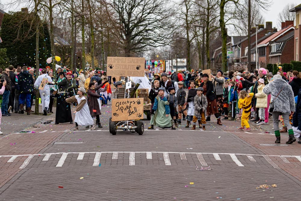 De Carnavalsoptocht van D'n Haozenpot