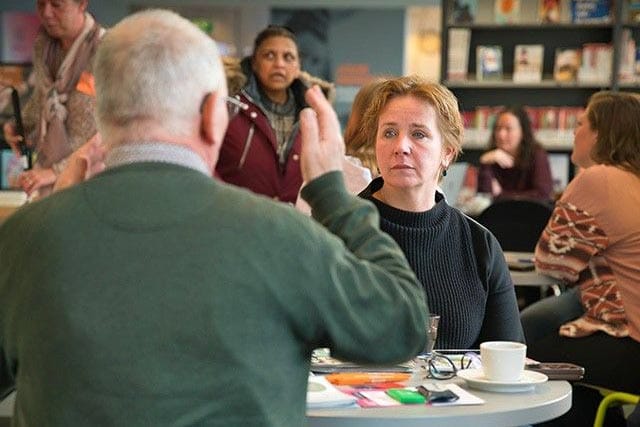Vragenuurtje Reeshof - Bibliotheek Heyhoef