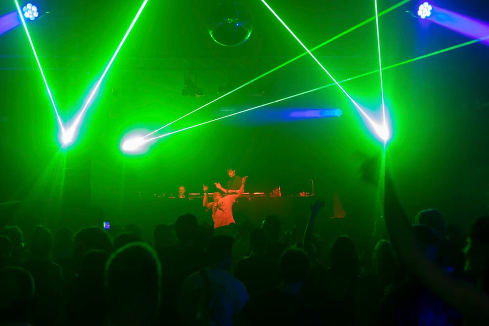 B-side w/ Skeptical, Molecular – Hall of Fame
