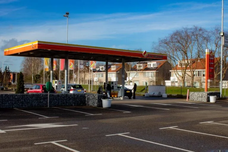 Tankstation van Beurden