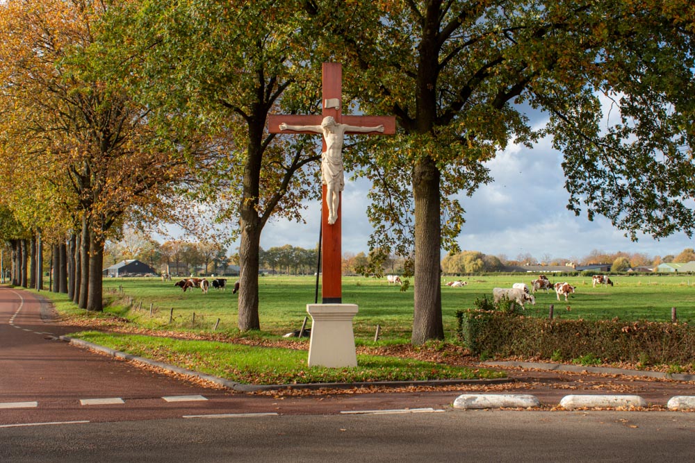 Kruisbeeld van Berkel (’t Heuveltje)