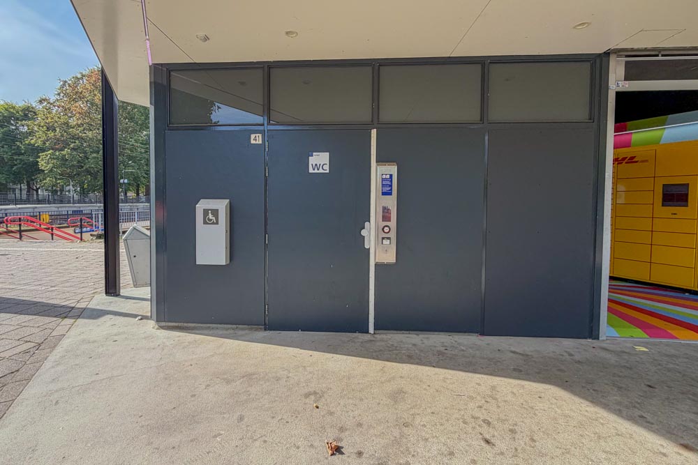 Openbaar Toilet Station Tilburg Universiteit